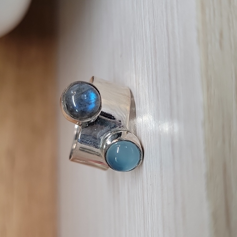 BLUE FIRE LABRADORITE AND CHALCEDONY DOUBLE STONE WIDE BAND RING, SIZE 5 - Picture 5 of 7